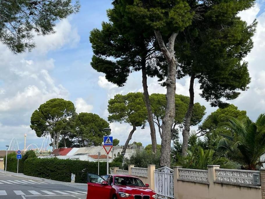 Casa La Pineda Salou, Playa Y Port Aventura Villa Bagian luar foto