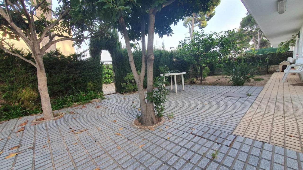 Casa La Pineda Salou, Playa Y Port Aventura Villa Bagian luar foto