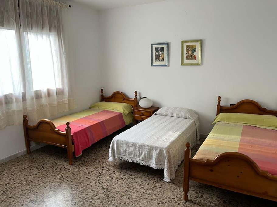 Casa La Pineda Salou, Playa Y Port Aventura Villa Bagian luar foto